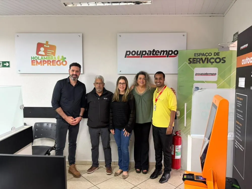 530 documentos emitidos durante atendimento da Carreta do Poupatempo Móvel são entregues em Holambra